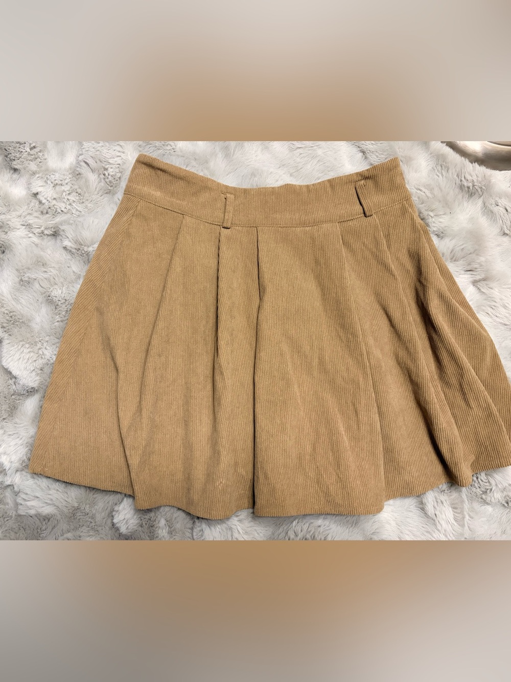 Cutest tan corduroy skort! pleated mini skirt with shorts inside - size M